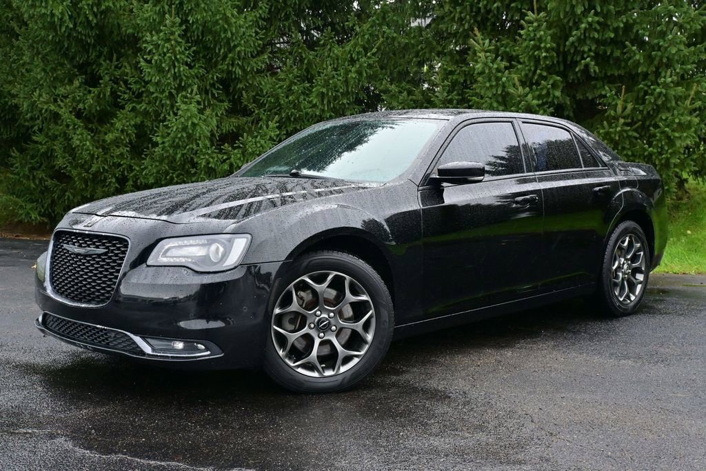 Used 2015 Chrysler 300 S w/ 300S Premium Group AWD/4WD image 2
