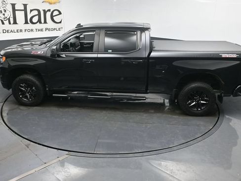Used 2024 Chevrolet Silverado 1500 LT Trail Boss w/ Convenience Package II AWD/4WD image 42