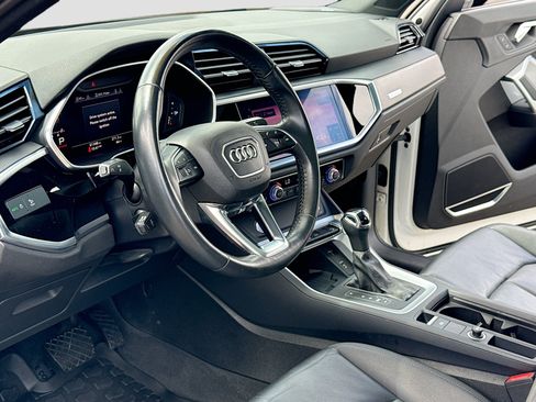 Used 2019 Audi Q3 2.0T Premium Plus AWD/4WD image 4