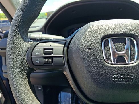 Certified 2023 Honda Accord EX image 21