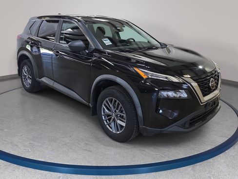 Used 2021 Nissan Rogue S FWD image 4