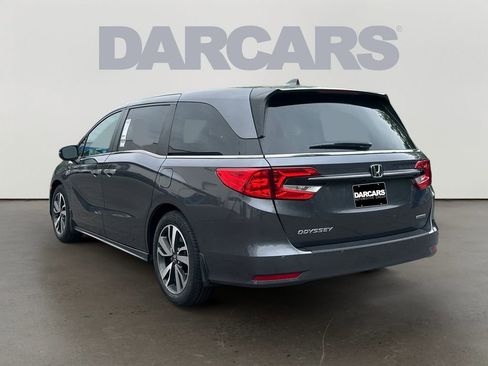 Used 2023 Honda Odyssey Touring image 5