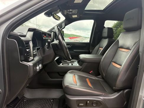 Used 2024 GMC Sierra 2500 AT4 w/ AT4 Premium Plus Package AWD/4WD image 11