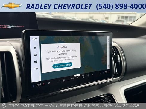 Used 2025 Ford Expedition Active AWD/4WD image 8