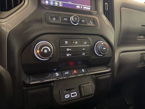 Used 2020 Chevrolet Silverado 1500 Custom Trail Boss w/ Custom Convenience Package AWD/4WD image 22