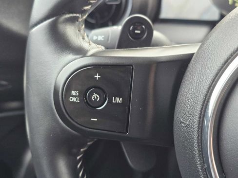 Used 2023 MINI Cooper S image 33