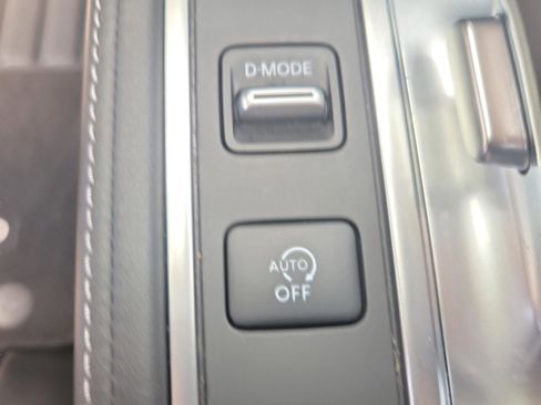 Certified 2025 INFINITI QX60 Pure image 17