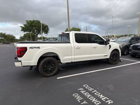 Used 2025 Ford F150 Platinum image 5