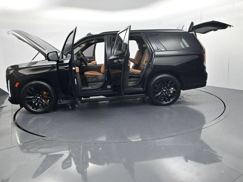 Used 2021 Cadillac Escalade Sport w/ Driver Assist Tech Package AWD/4WD image 66