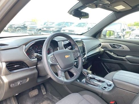 Used 2024 Chevrolet Traverse LT FWD image 10
