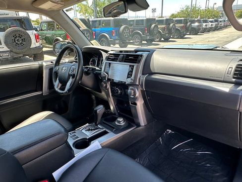 Used 2022 Toyota 4Runner TRD Sport w/ Technology Package AWD/4WD image 14