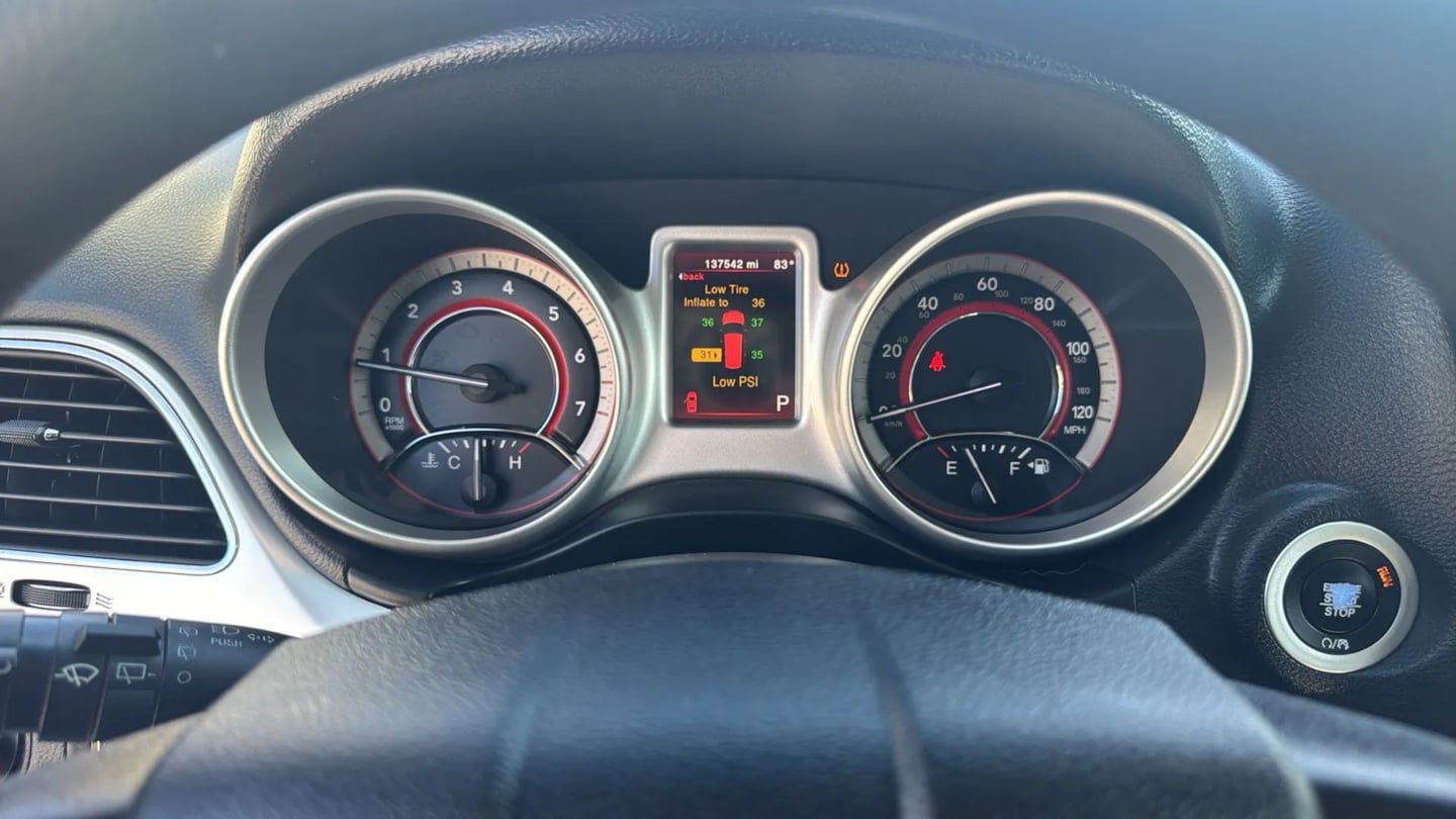 Used 2017 Dodge Journey SE FWD image 13