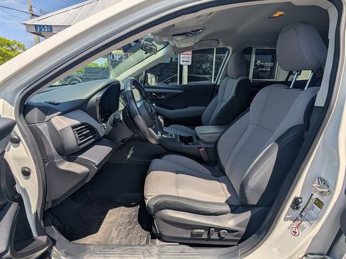 Used 2020 Subaru Outback Premium AWD/4WD image 13