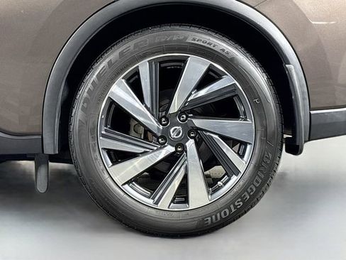 Used 2017 Nissan Murano Platinum w/ Platinum Technology Package AWD/4WD image 32