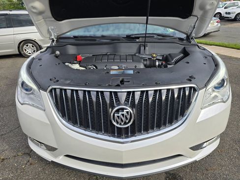 Used 2017 Buick Enclave Premium w/ Experience Buick Package AWD/4WD image 18