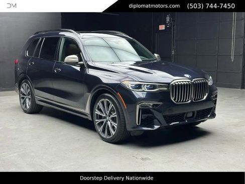 Used 2021 BMW X7 M50i AWD/4WD image 9