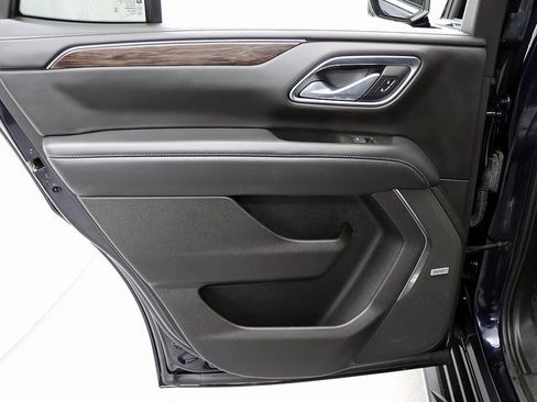 Used 2021 Chevrolet Tahoe LT w/ LT Signature Package image 27