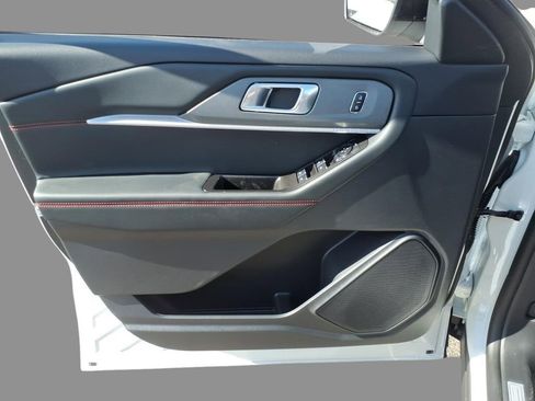 New 2026 Ford Explorer ST-Line image 16