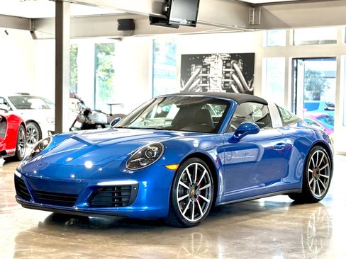 Used 2017 Porsche 911 Targa 4S image 1