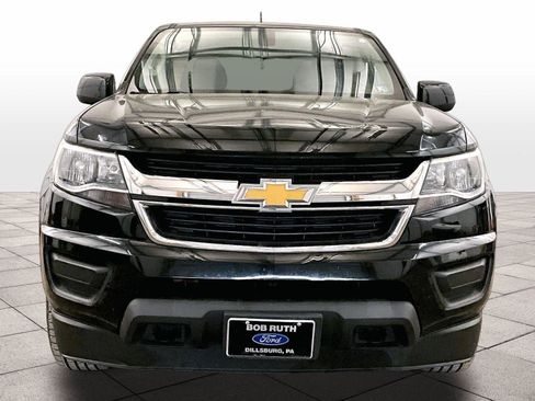 Used 2018 Chevrolet Colorado LT AWD/4WD image 3