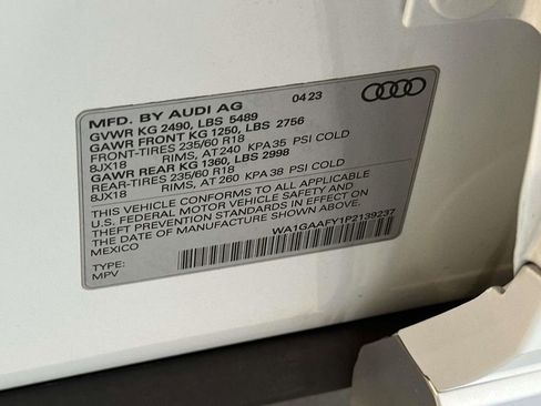 Used 2023 Audi Q5 2.0T Premium w/ Convenience Package AWD/4WD image 23