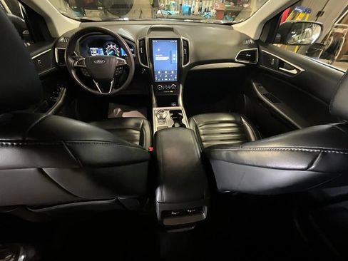 Used 2024 Ford Edge SEL AWD/4WD image 3