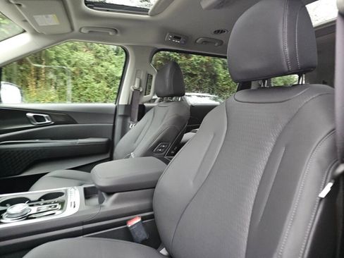 New 2026 Kia Carnival SX Prestige image 13