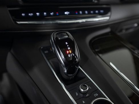 Used 2022 Cadillac Escalade Sport Platinum w/ Heavy-Duty Trailer Package AWD/4WD image 42