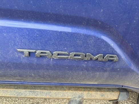 Used 2024 Toyota Tacoma TRD Sport w/ TRD Sport Premium Package image 3