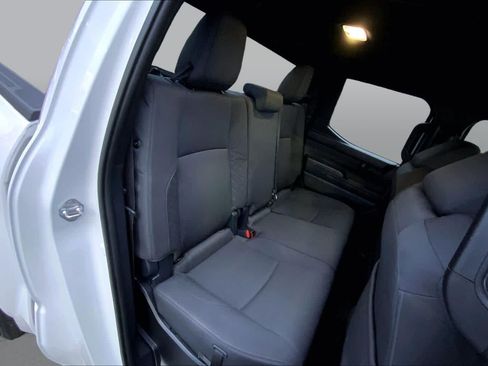 Used 2025 Toyota Tacoma SR AWD/4WD image 19