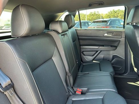 Used 2020 Volkswagen Atlas Cross Sport SE w/ Towing Package image 51