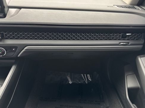 Used 2023 Honda Accord EX image 26