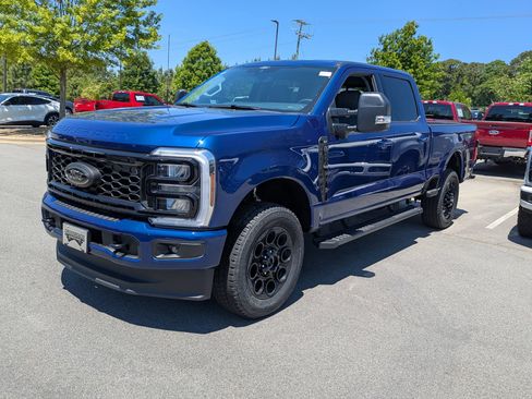 Used 2026 Ford F250 XLT w/ XLT Premium Package AWD/4WD image 5
