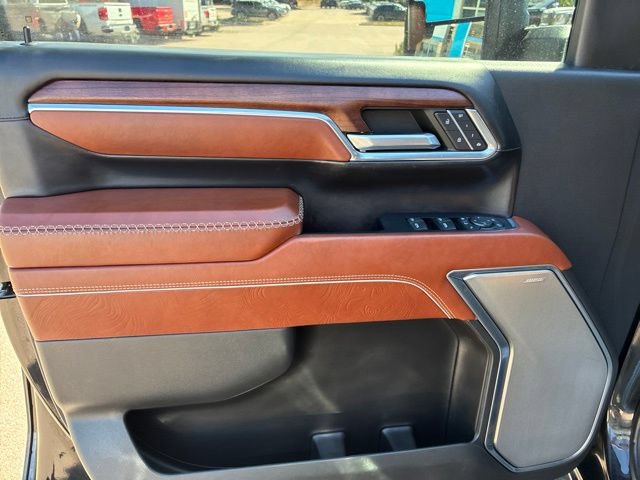 Used 2024 GMC Sierra 2500 Denali Ultimate AWD/4WD image 15