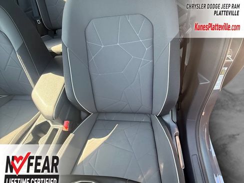 Used 2025 Volkswagen Jetta Sport FWD image 22