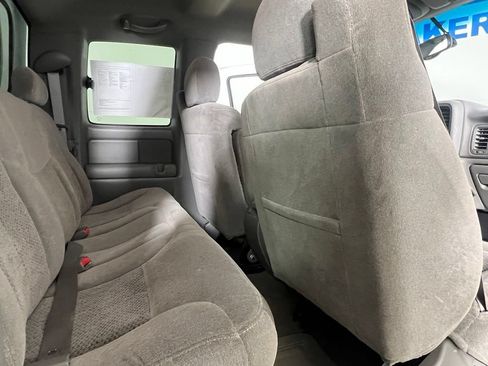 Used 2000 Chevrolet Silverado 2500 LS RWD image 13