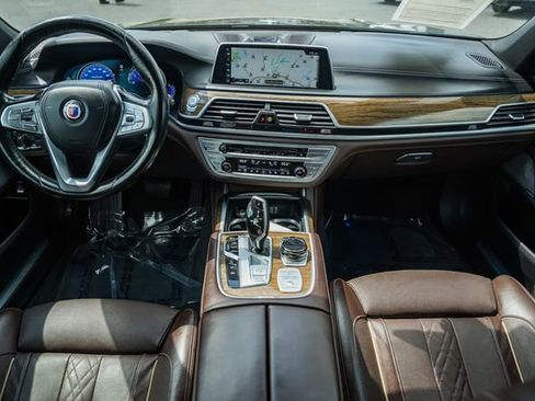 Used 2017 BMW ALPINA B7 xDrive AWD/4WD image 20