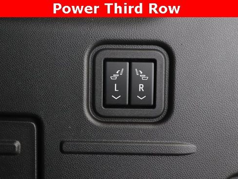 Used 2024 GMC Hummer EV 3X image 31