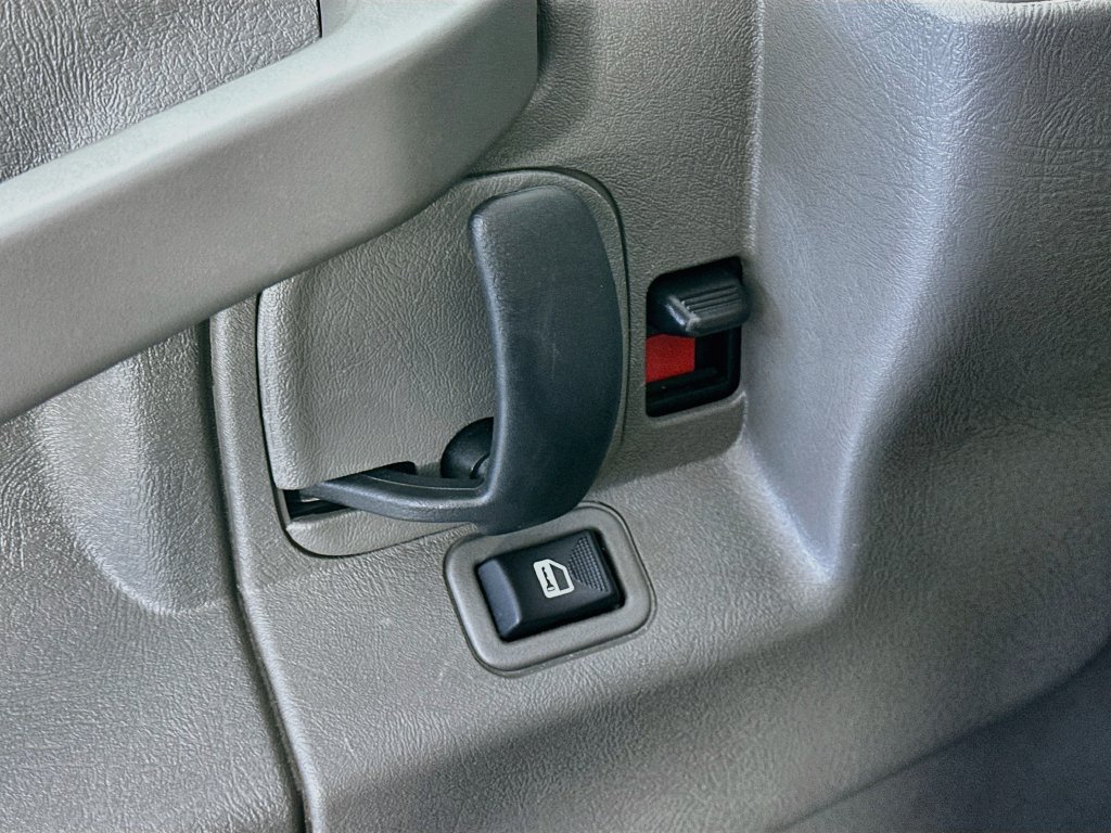 Used 2025 Chevrolet Express 3500 LT w/ LT Preferred Equipment Group RWD image 24