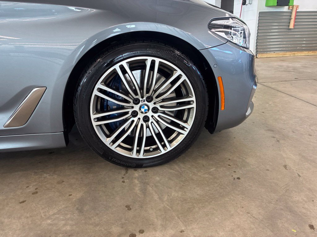 Used 2018 BMW M550i xDrive AWD/4WD image 29