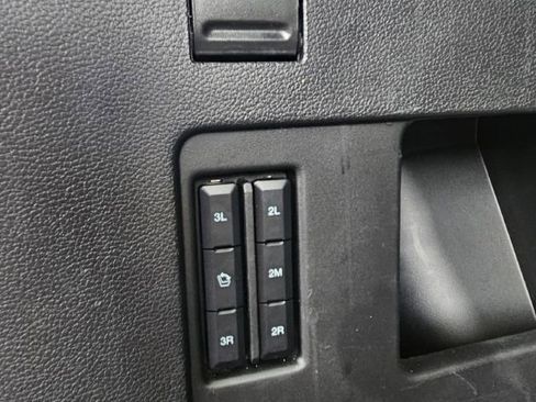 Used 2018 Ford Expedition Max Limited image 27