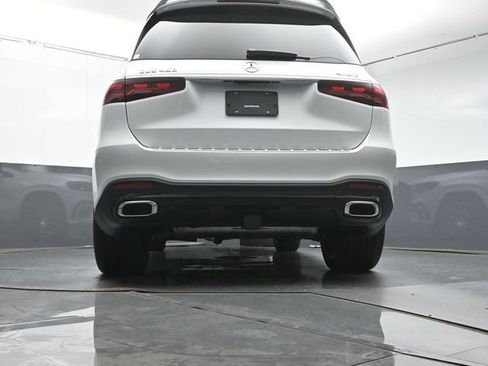 New 2026 Mercedes-Benz GLS 450 4MATIC image 44