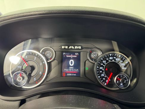 Used 2024 RAM 3500 SLT w/ Quick Order Package 2YG SLT AWD/4WD image 17