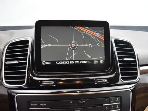 Used 2018 Mercedes-Benz GLE 350 w/ Premium 1 Package image 11