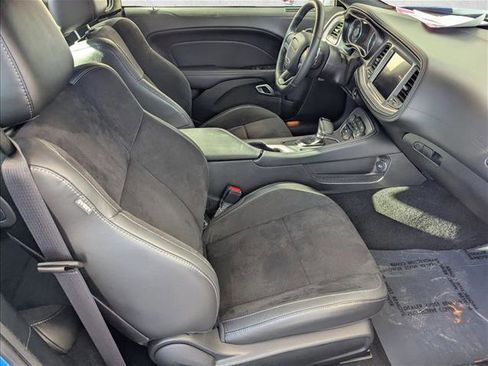 Used 2023 Dodge Challenger R/T w/ Plus Package image 21