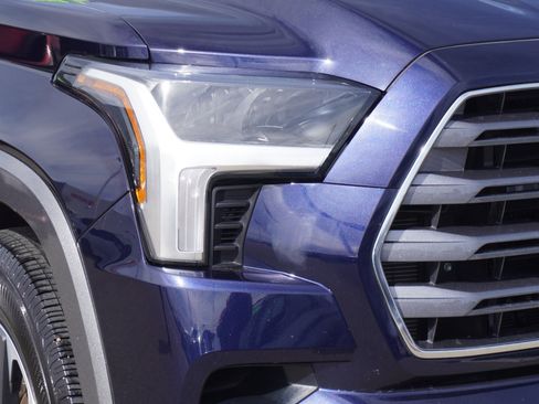 Used 2024 Toyota Sequoia Limited image 3