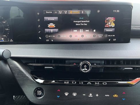 Certified 2025 Nissan Murano SV AWD/4WD image 24