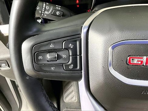 Used 2025 GMC Sierra 1500 SLT image 14