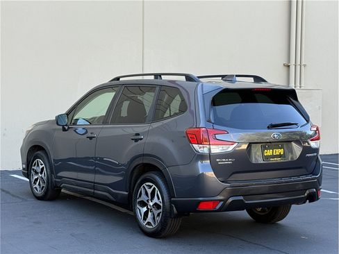 Used 2020 Subaru Forester Premium w/ Popular Package #1 AWD/4WD image 4