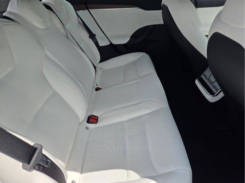 Used 2023 Tesla Model S AWD/4WD image 28